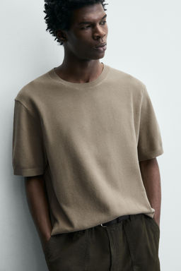 CAMISETA PUNTO RELAXED FIT / Tostado
