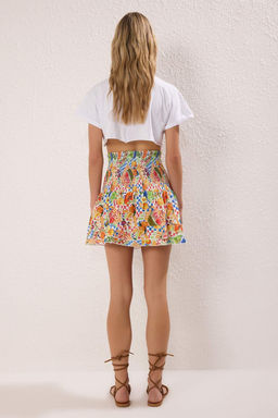 Trendyolmilla Cok Renkli Etegi Katl? Desenli Yazl?k %100 Pamuk Mini Etek TWOSS25ET00187  фото 4