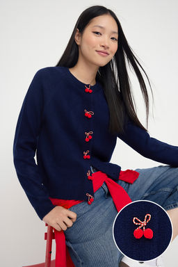 Lacivert Bisiklet Yaka Kiraz Aksesuar Detayl? Triko H?rka TWOAW26HI00141