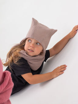 Шапка весенняя/осенняя вязаная (Нюд) КОШКА ЭНИ - Jumbi фото 5