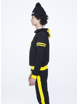 Костюм спортивный