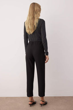 Siyah Havuc Basic Tayt Pantolon TWOAW26PL00046