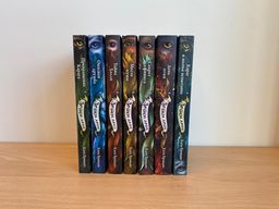 Тайна Холли (#3)