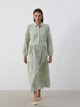 G?mlek Yaka Desenli Elbise