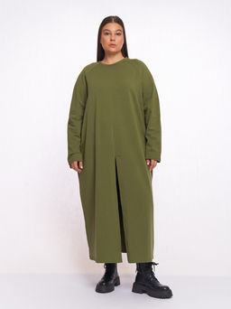 Платье с разрезом спереди PP57102GRN30