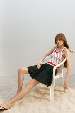 Top con ribete de volantes - H&m фото 6