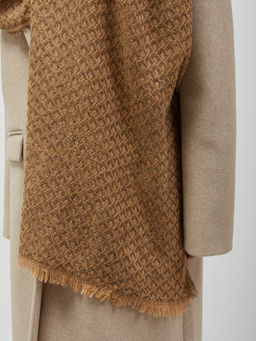 в составе шерсть Тонкий,мягкий двусторонний палантин из трикотажного полотна неплотной вязки - Tantino фото 5