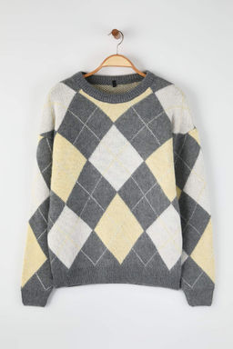 Gri Regular Bisiklet Yaka Ekose / Kareli Kazak TMNAW26KZ00000