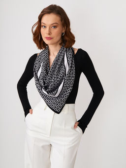 Большой, мягкий, тонкий и очень нежный двусторонний платок с рисунком. - Tantino фото 5