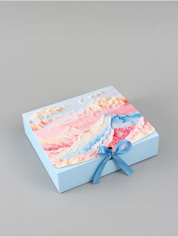 Цена за 2 шт. Коробка подарочная самосборная With love, 20×18×5 см, с лентой