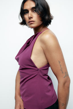 ASYMMETRIC CREPE BUCKLE TOP - Zara фото 2