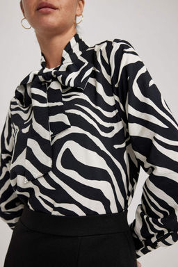 Блузка стандартного кроя с длинными рукавами и бантом - Defacto фото 8