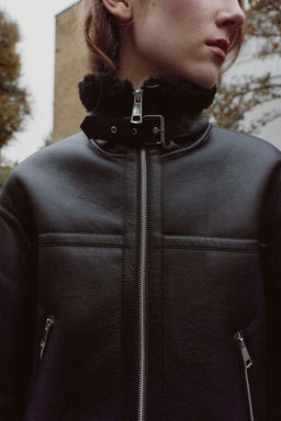 LEATHER EFFECT HIGH-WAIST BERMUDA SHORTS - Zara фото 12