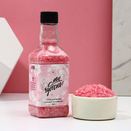 Соль для ванны Ты чудесна!, 300 г, аромат клубники со сливками, Чистое счастье