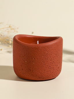 Свеча в вулканическом подсвечнике "Изгиб" персиковая 8,3х8,5х7 см