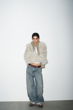 FAUX FUR ZIP-UP SHORT COAT