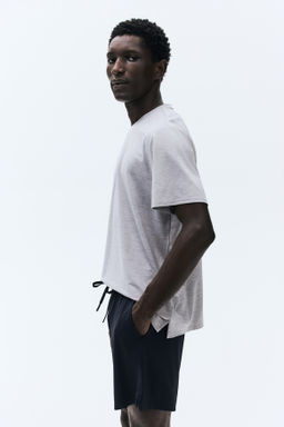 Pantal?n corto de deporte con DryMove - H&m фото 11