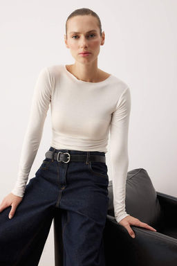 Ekru Transparan Esnek Vucuda Oturan Orme Bluz TWOAW26BZ00306