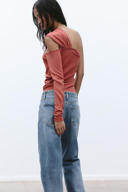 DRAPED KNIT ASYMMETRIC TOP - Zara фото 4