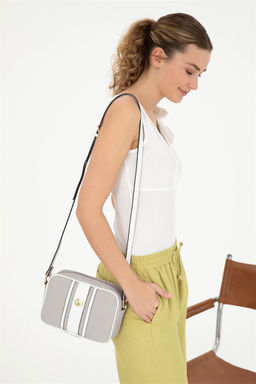 Женская светло-серая сумка через плечо