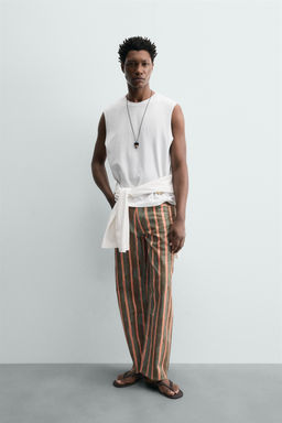 JEANS RELAXED FIT ESTAMPADO GEOM?TRICO / Verde medio