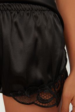 Trendyolmilla Siyah Dantelli Ip Ask?l? Saten Sortlu Dokuma Pijama Tak?m? THMAW21PT0843  фото 13