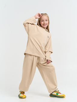 Джоггеры оверсайз облегченные Крем-брюле с карманами 7+ - Bungly фото 4