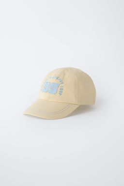 GORRA VARSITY BORDADO / Amarillo
