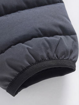 Куртка мужская стёганая с капюшоном с графеновой подкладкой темно-серого цвета 9623_1TC