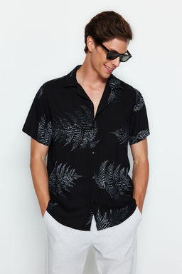 TRENDYOL MAN Siyah Regular Fit Apas Yaka K?sa Kol Salas Gomlek TMNSS20GO0574
