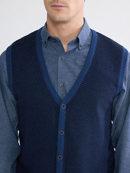 Standart Kal?p V Yaka Erkek Triko Yelek