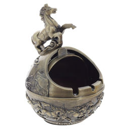 Пепельница "Лошадь", L10,5 W12 H15,5 см, 2в.