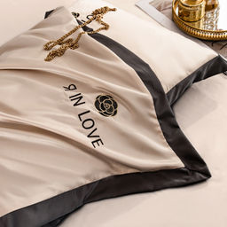 Комплект постельного белья Сатин-Шелк Я IN LOVE на резинке LVR007 Дуэт Семейный 4 Наволочки 160*200*30;140*200*30 - Ситрейд фото 10