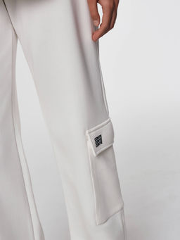 CONTE Брюки из футера с накладными карманами LBK 2584 off-white - Conte elegant фото 4