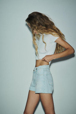 HIGH-WAIST CROSSOVER WAIST MOM FIT TRF DENIM BERMUDA SHORTS - Zara фото 12