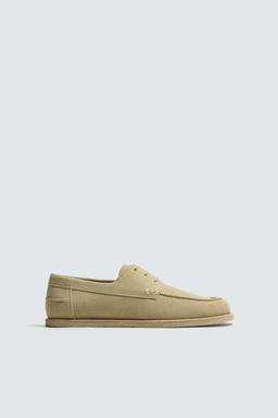 CASUAL LEATHER DECK SHOES