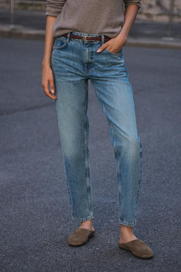 Z1975 MOM-FIT HIGH-WAIST JEANS