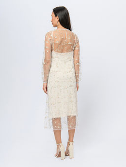 Платье бежевого цвета длины миди с цветочной вышивкой - 1001dress фото 9