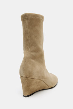 SUEDE WEDGE ANKLE BOOTS - Zara фото 11