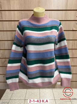 Свитер женский в полоску