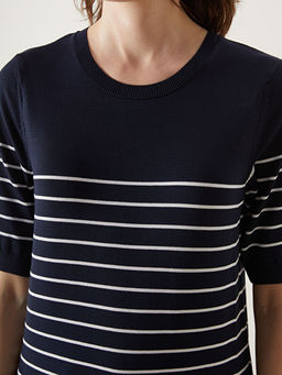 Bisiklet Yaka ?izgili Kad?n Triko Kazak