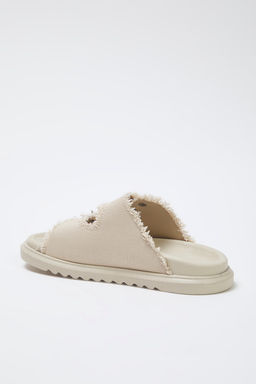 Trendyolmilla Shoes Ekru Denim Puskullu Toka Detayl? Cift Bantl? Kad?n Terlik TAKSS25TE00038  фото 11