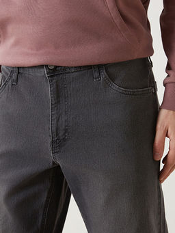 779 Regular Fit Erkek Jean Pantolon