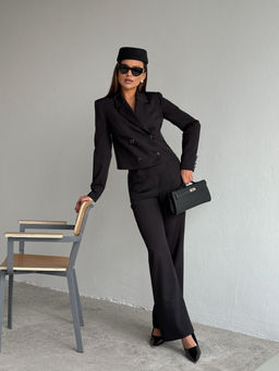 Костюм DilanaVIP 2122 черный