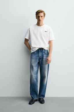 CAMISETA RELAXED FIT TEXTO PARCHES / Blanco