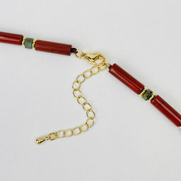 Чокер из кирпичной Яшмы и Хризоколлы