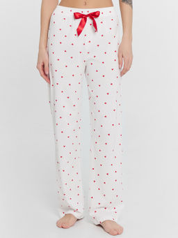 Пижама женская белая с принтом "сердечки"