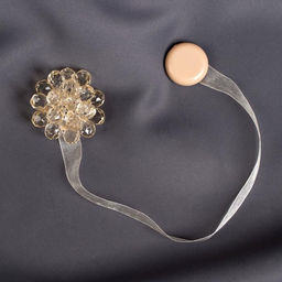 Цена за 2 шт. Подхват для штор «Гроздь», d=4.5 см, прозрачный, бежевый