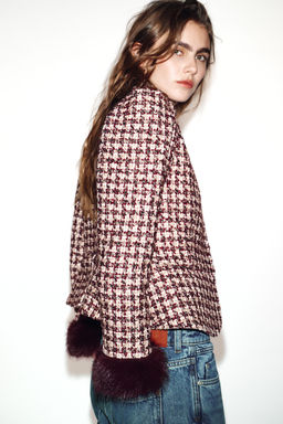 STRUCTURED BLAZER WITH FAUX FUR CUFFS - Zara фото 14