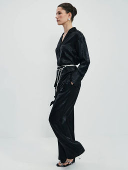 Прямые брюки из блестящей ткани / Zarina